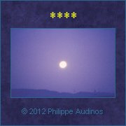Image n30 - Lune au-dessus de l'horizon